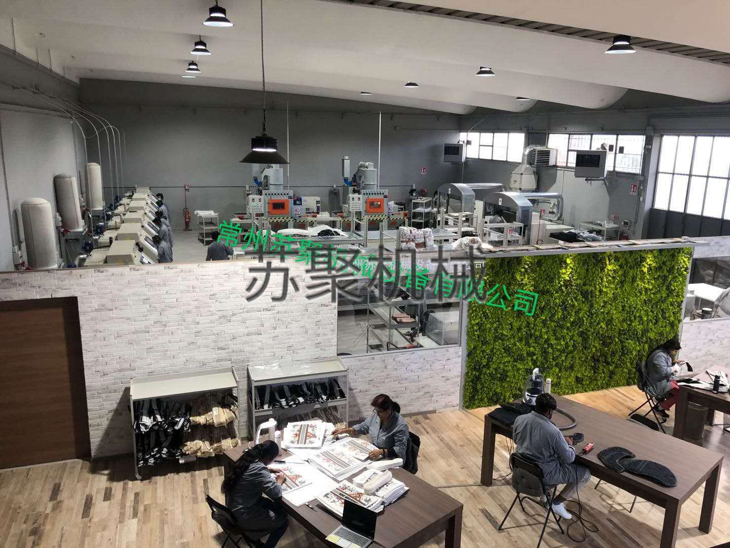 輸送式噴砂機(jī)（意大利）客戶使用現(xiàn)場(chǎng)